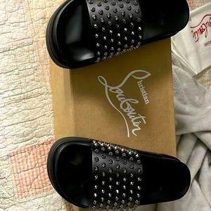 🆕 Authentic Christian Louboutin Spiked Pool Slides